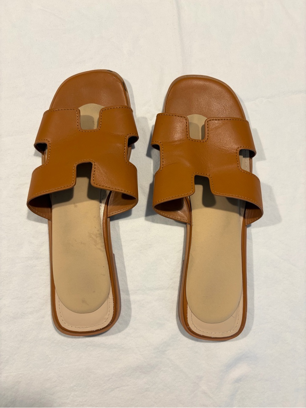 Women’s Open-Toe Slide Sandals in Cognac Brown